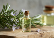🌿 Passeggiata tra i Fiori di Nastupupa & Distillazione di Oli Essenziali 🌿